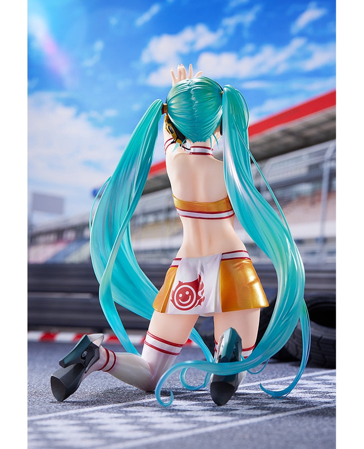 Vocaloid - Racing Hatsune Miku - Max Factory - 1/7 Scale Figure - 2010 Ver. Art By Kentaro Yabuki